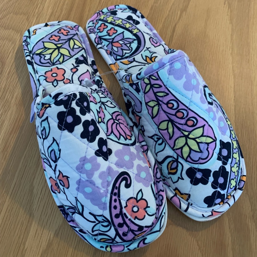NWOT Vera Bradley Slippers